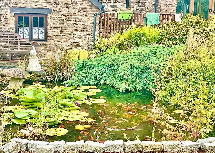 Rural Stone Barn With Log Burner, Tranquil Setting