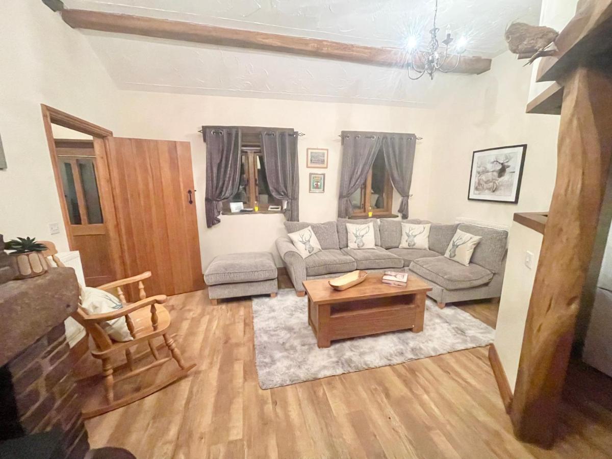 Rural Stone Barn With Log Burner, Tranquil Setting