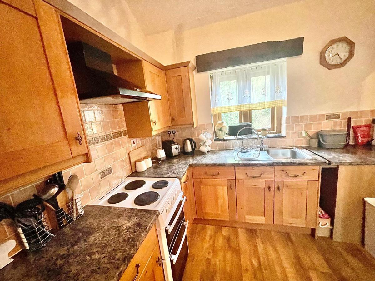 Rural Stone Barn With Log Burner, Tranquil Setting * Usk